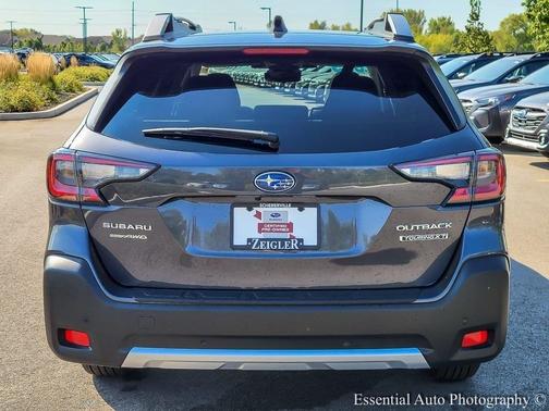 2025 Subaru Outback Touring XT