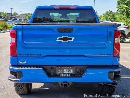2025 Chevrolet Silverado 1500 Custom