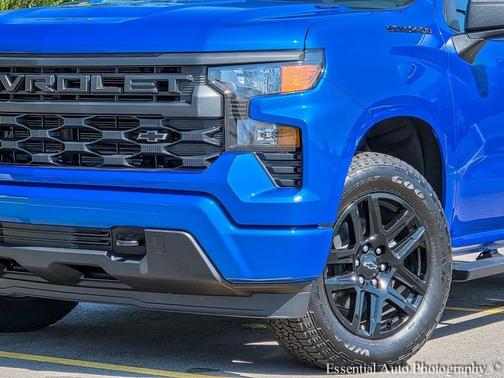 2025 Chevrolet Silverado 1500 Custom