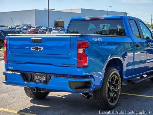 2025 Chevrolet Silverado 1500 Custom