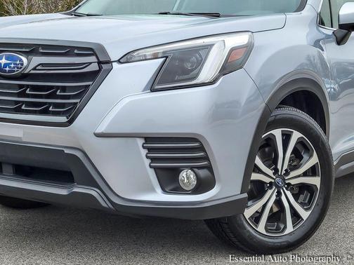 Ice Silver Metallic 2023 Subaru Forester Limited