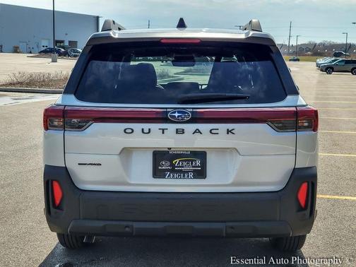 Crystal White Pearl 2026 Subaru Outback Limited