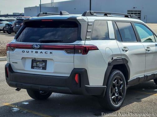 Crystal White Pearl 2026 Subaru Outback Limited