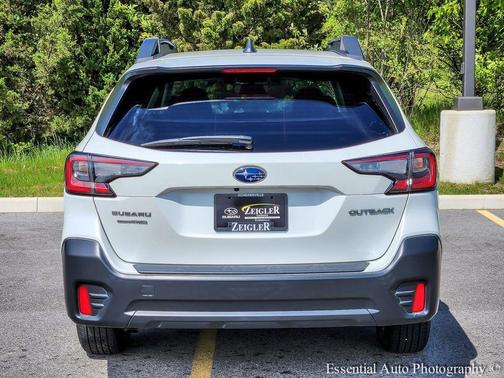 Crystal White Pearl 2020 Subaru Outback Premium