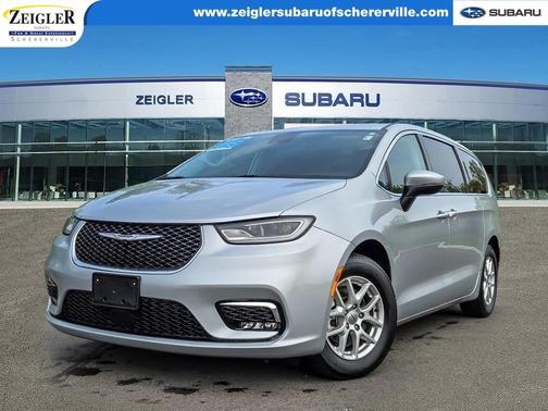 2023 Chrysler Pacifica Touring-L