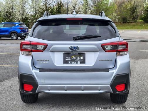Ice Silver Metallic 2021 Subaru Crosstrek Premium