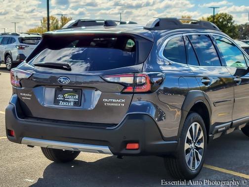 2025 Subaru Outback Touring XT