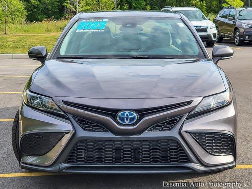 2023 Toyota Camry Hybrid SE