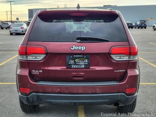 2020 Jeep Grand Cherokee Laredo