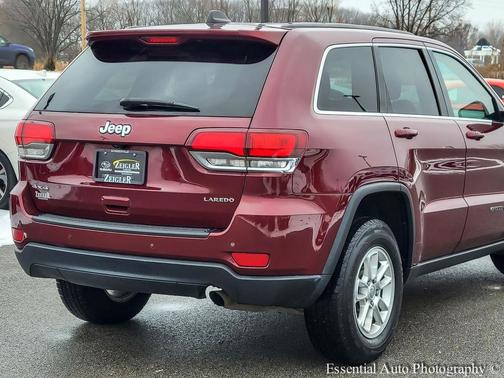 2020 Jeep Grand Cherokee Laredo
