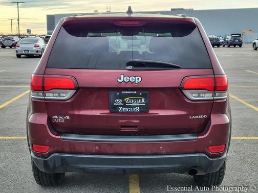 2020 Jeep Grand Cherokee Laredo