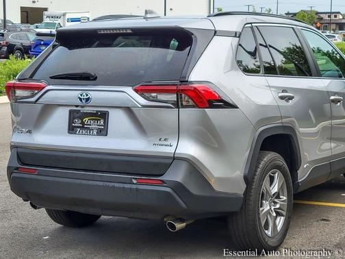 2023 Toyota RAV4 Hybrid LE