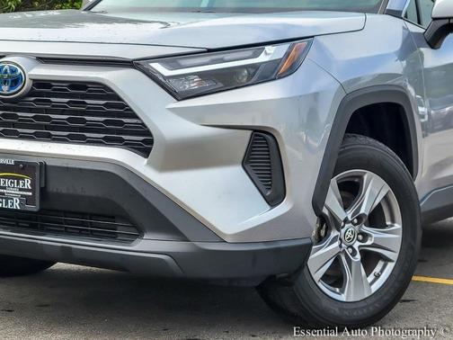 2023 Toyota RAV4 Hybrid LE