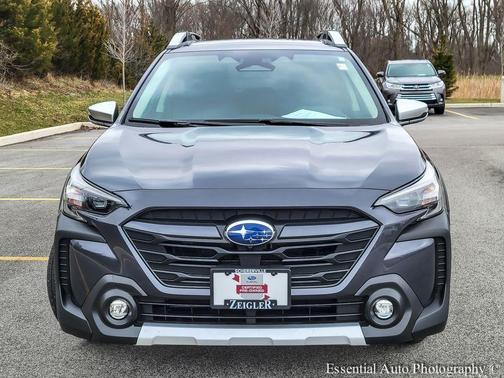 Magnetite Gray Metallic 2023 Subaru Outback Touring