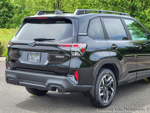 Crystal Black Silica 2026 Subaru Forester Premium