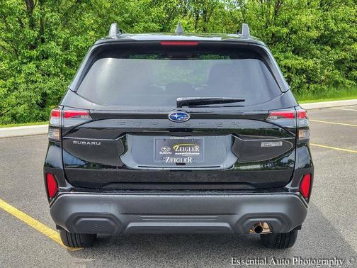 Crystal Black Silica 2026 Subaru Forester Premium