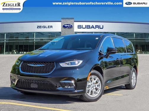 2025 Chrysler Pacifica Select