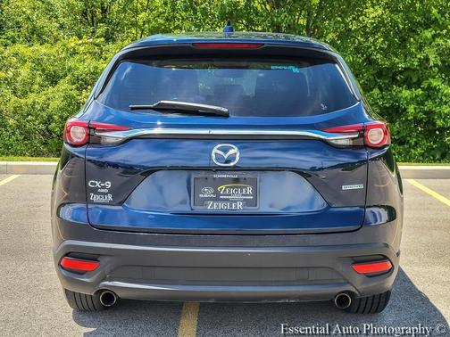 Deep Crystal Blue Mica 2022 Mazda CX-9 Touring