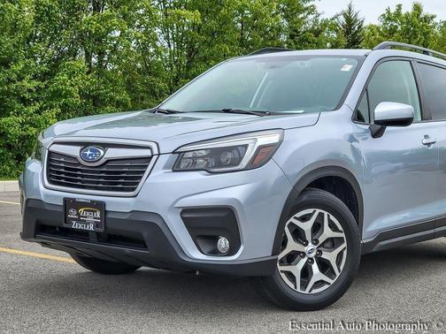 Ice Silver Metallic 2021 Subaru Forester Premium