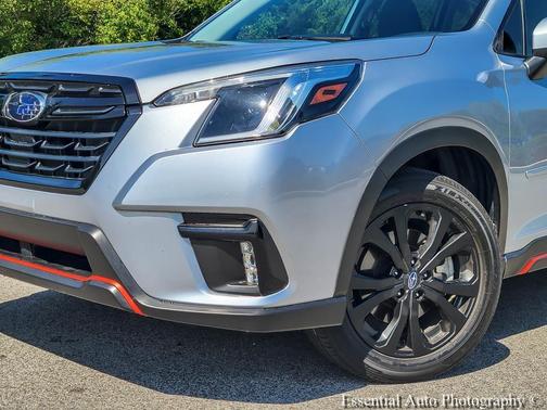 Ice Silver Metallic 2023 Subaru Forester Sport