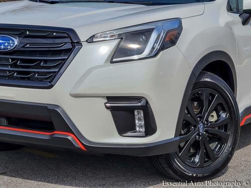 Crystal White Pearl 2023 Subaru Forester Sport