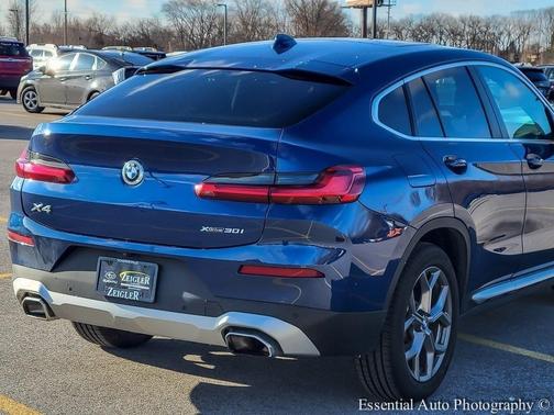 2023 BMW X4 xDrive30i