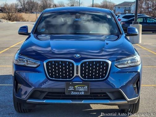2023 BMW X4 xDrive30i