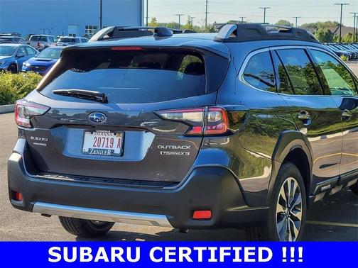 2025 Subaru Outback Touring XT