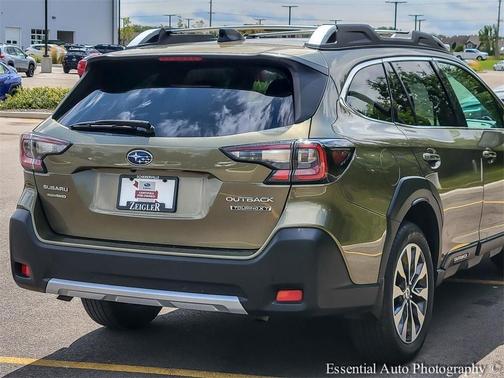 2023 Subaru Outback Touring XT