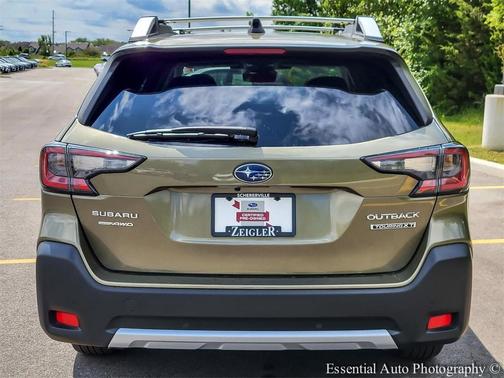 2023 Subaru Outback Touring XT