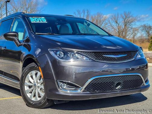 2019 Chrysler Pacifica Touring-L