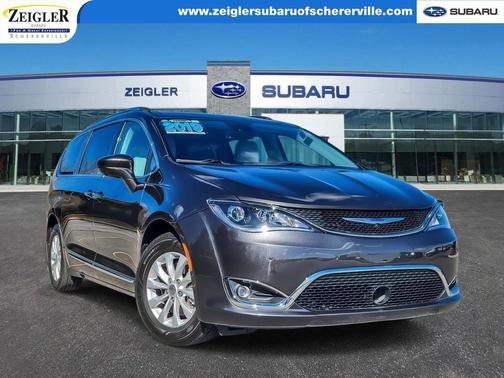 2019 Chrysler Pacifica Touring-L