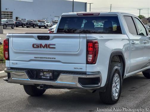 2024 GMC Sierra 1500 SLE