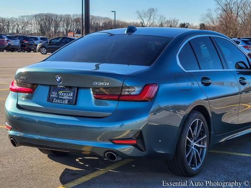 2021 BMW 330 i xDrive