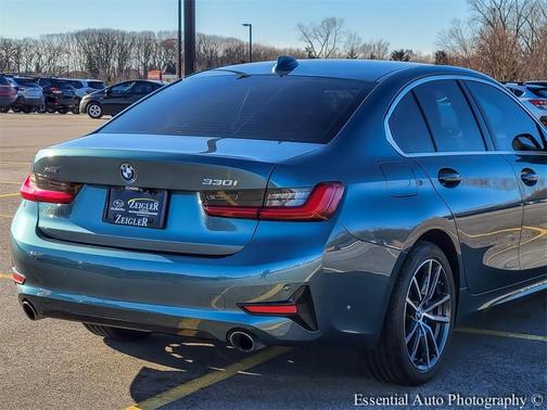 2021 BMW 330 i xDrive