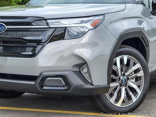 2025 Subaru Forester Hybrid Touring