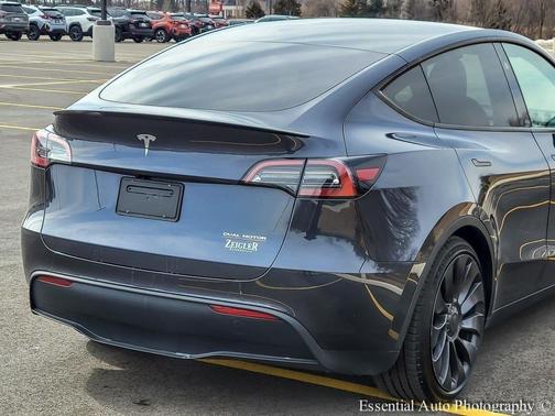 2024 Tesla Model Y Performance