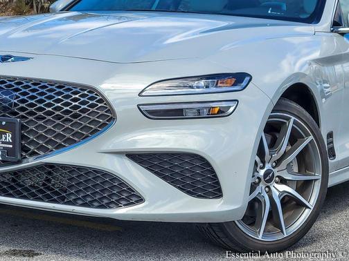 2024 Genesis G70 2.5T