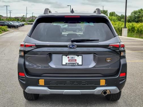 Magnetite Gray Metallic 2026 Subaru Forester Wilderness
