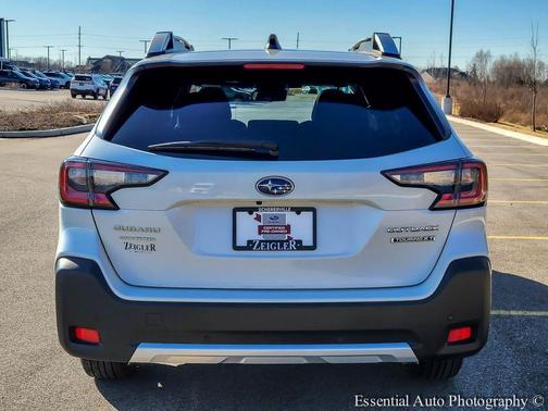 2023 Subaru Outback Touring XT