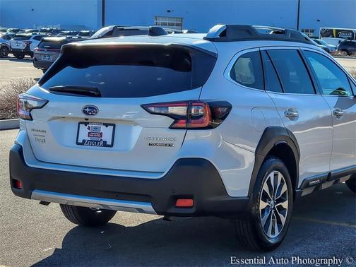 2023 Subaru Outback Touring XT