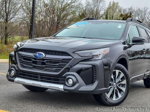 Crystal Black Silica 2024 Subaru Outback Limited