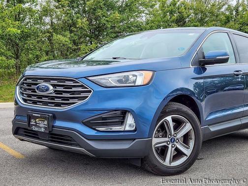 Blue Metallic 2019 Ford Edge Titanium