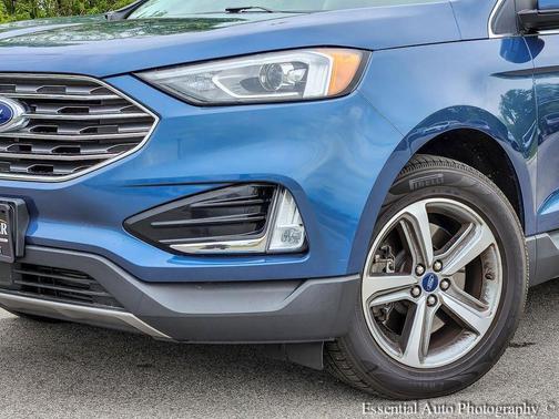 Blue Metallic 2019 Ford Edge Titanium