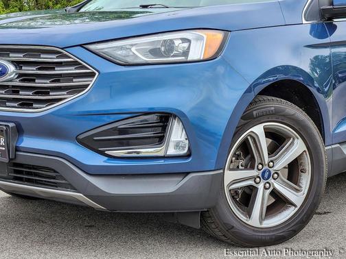 Blue Metallic 2019 Ford Edge Titanium