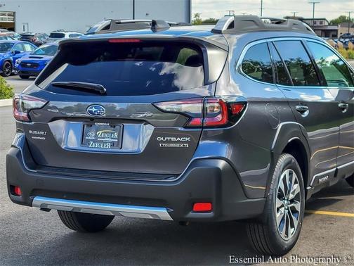 2025 Subaru Outback Touring XT