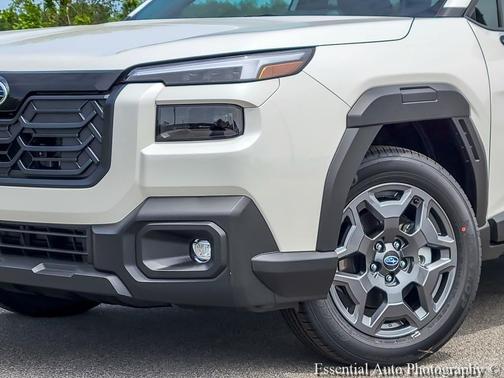 Crystal White Pearl 2026 Subaru Outback Premium