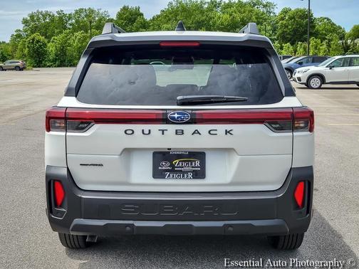 Crystal White Pearl 2026 Subaru Outback Premium