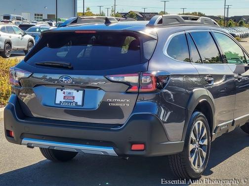 2025 Subaru Outback Touring XT