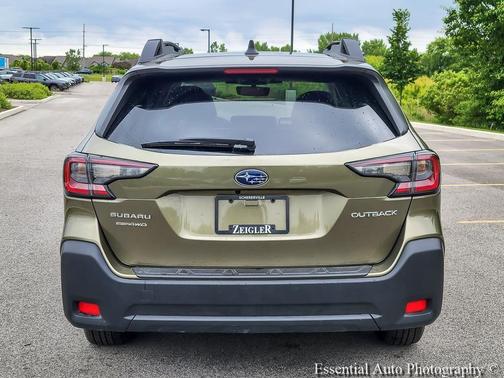 Autumn Green Metallic 2024 Subaru Outback Premium